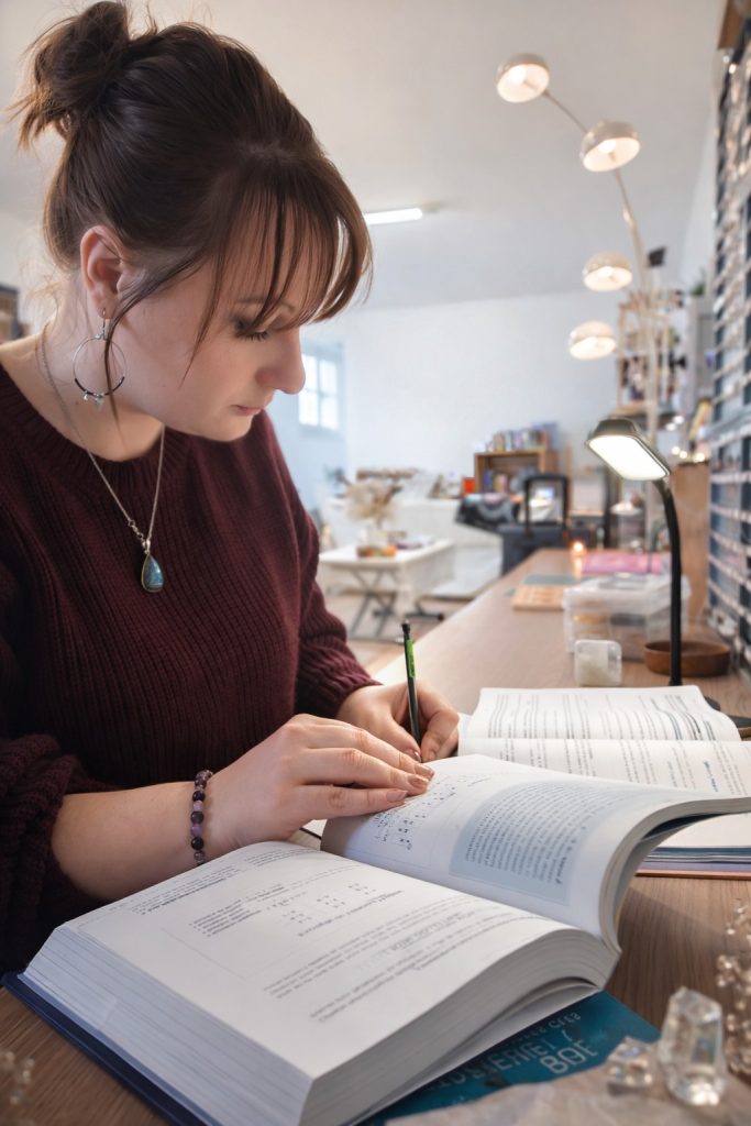 Analyse numérologique pour création d’un bracelet parcours de vie personnalisé – Les Secrets de Pierre