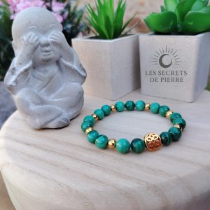 Bracelet en malachite avec perles en acier inox doré et perle décorative inox, confiance et apaisement.