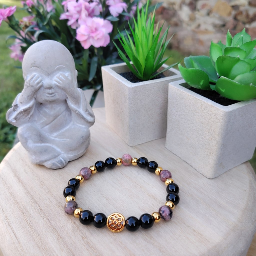 Bracelet en tourmaline noire et rhodonite avec perles inox doré, protection et sérénité.1