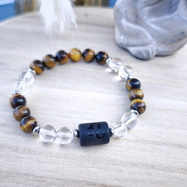 Lion "Confiance & Rayonnement" – Œil de tigre, Cristal de roche & Onyx – Image 3