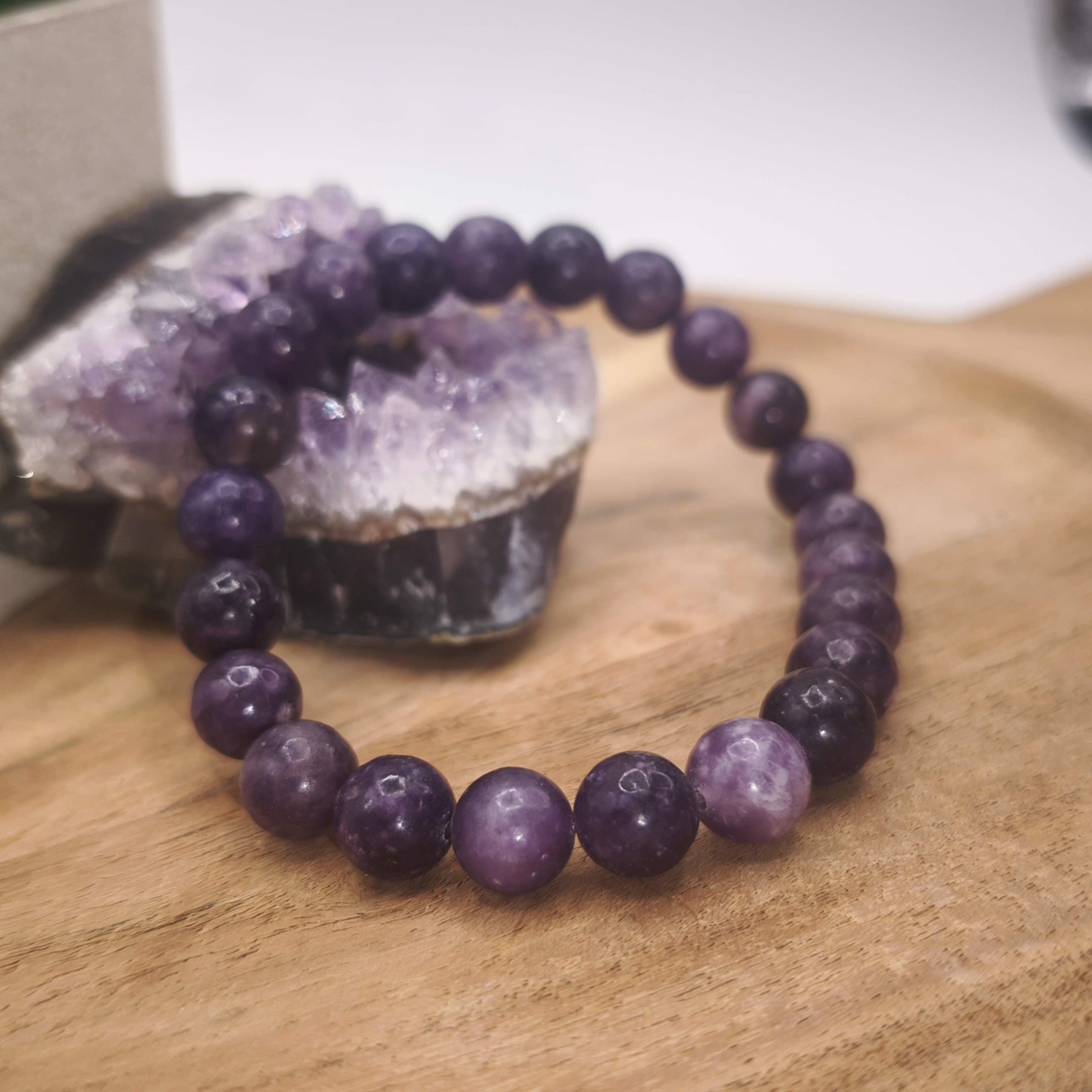 Bracelet en lépidolite naturelle – sérénité et paix intérieure
