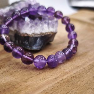 Bracelet en améthyste claire naturelle – apaisement et clarté intérieure