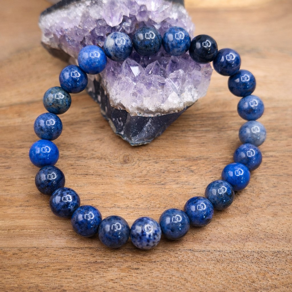bracelet dumortiérite pierre naturelle perles bleues lithothérapie calme mental