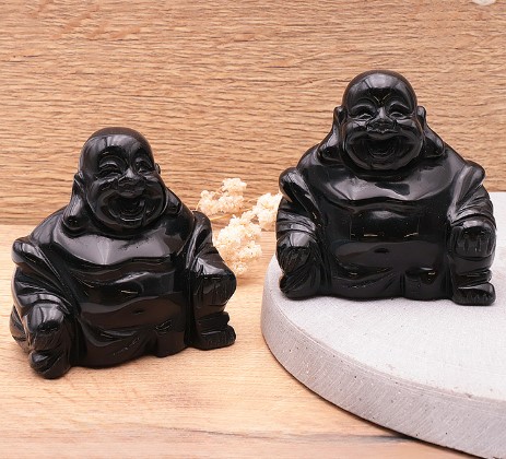 Bouddha rieur sculpté en obsidienne noire naturelle 80 mm