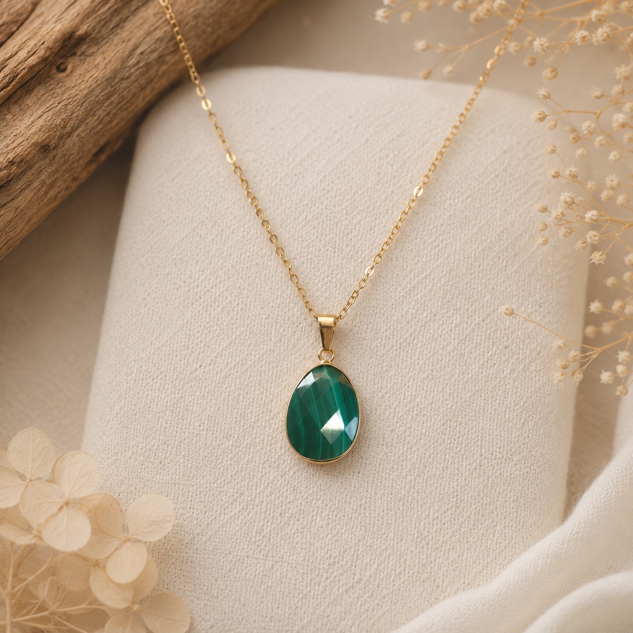 Pendentif Malachite du Congo AA Facettée Plaqué Doré