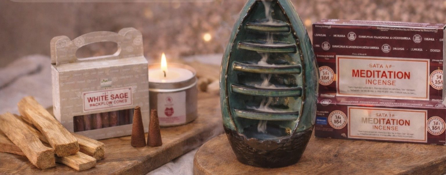 Encens et accessoires pour purifier son énergie et son espace.